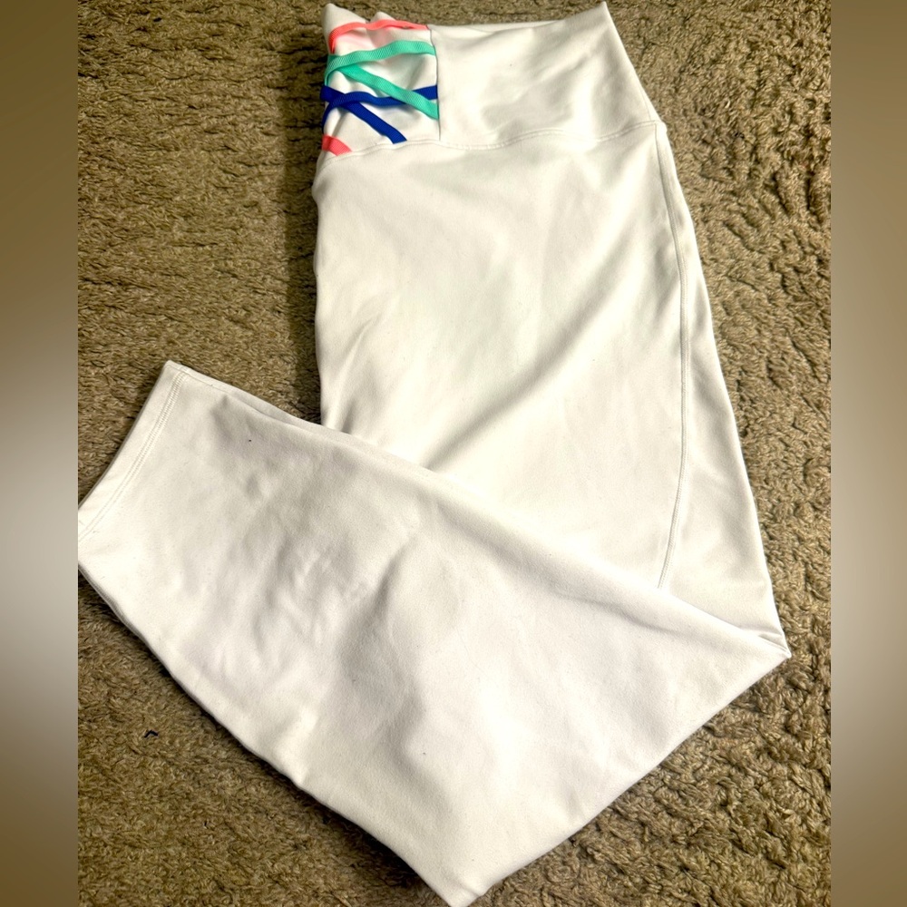 Fabletics PowerHold® High-Waisted White Leggings - size XXL-1X **SEE DESCRIPTION